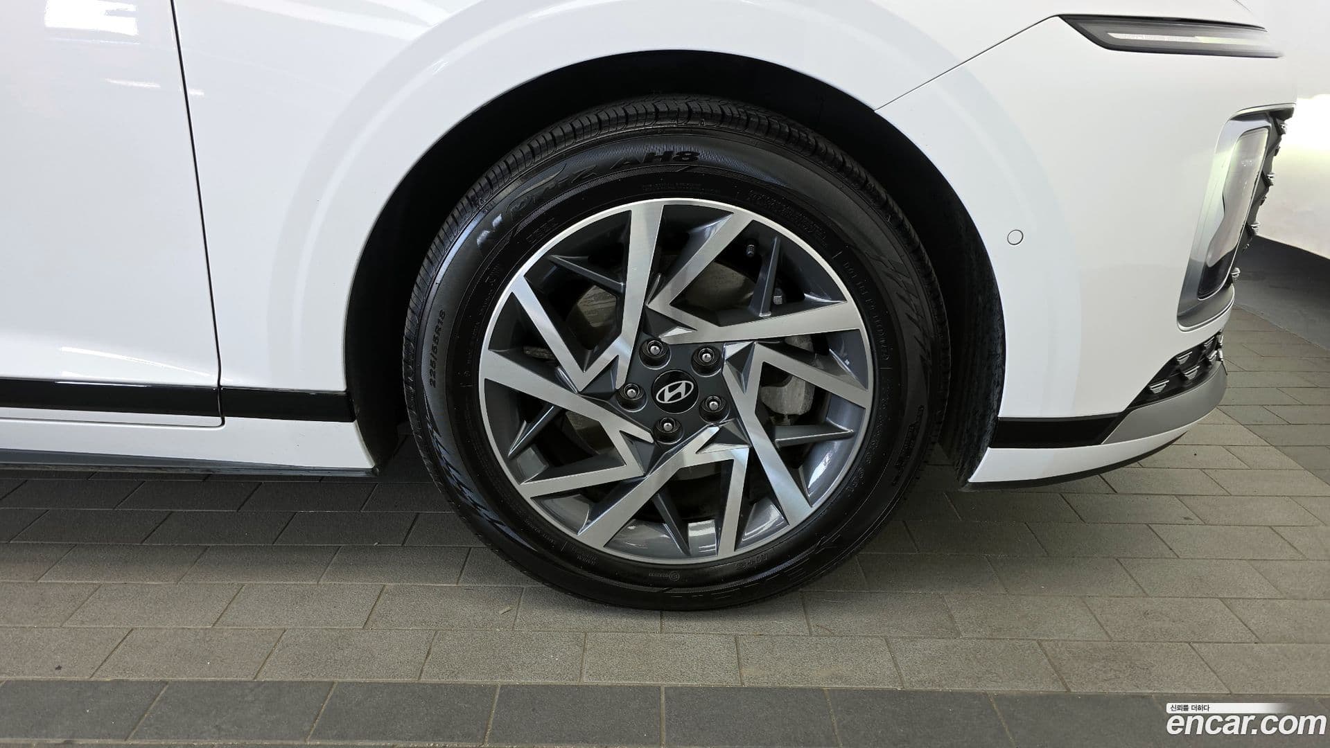 Main__Slider__Photo:Grandeur Hyundai 2023.3-20