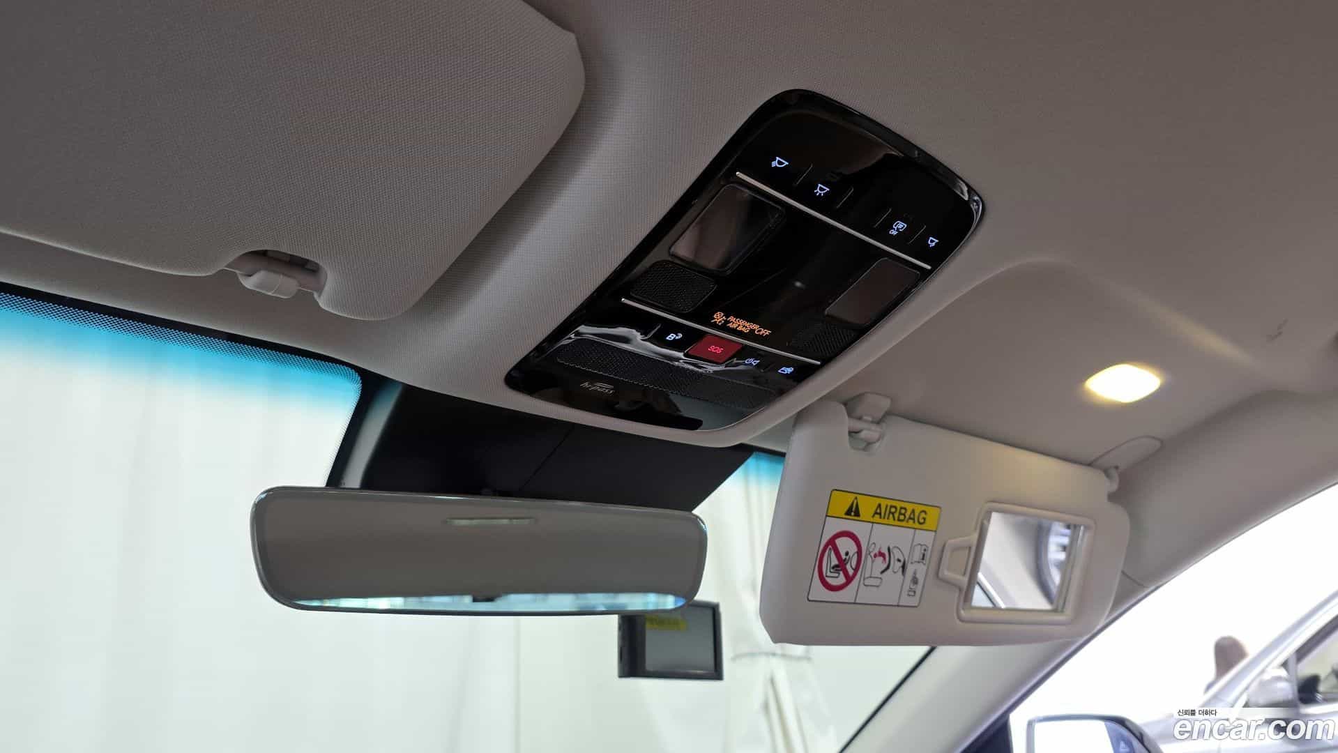 Grandeur Hyundai 2023.3-OPTION-042