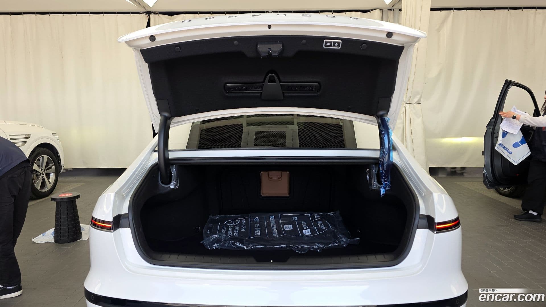 Main__Slider__Photo:Grandeur Hyundai 2023.3-32