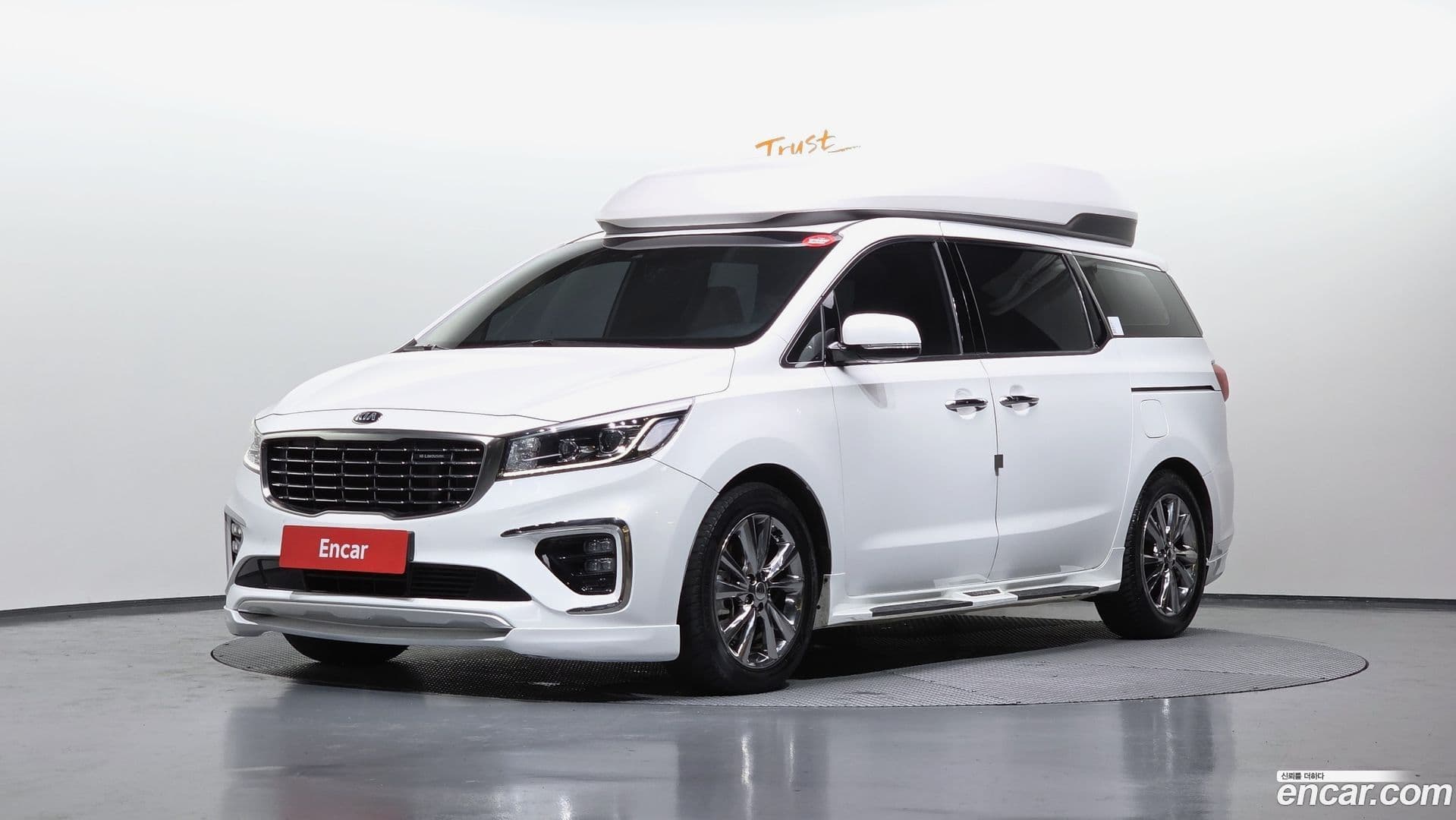 Main__Slider__Photo:Canival Kia 2019.0-0