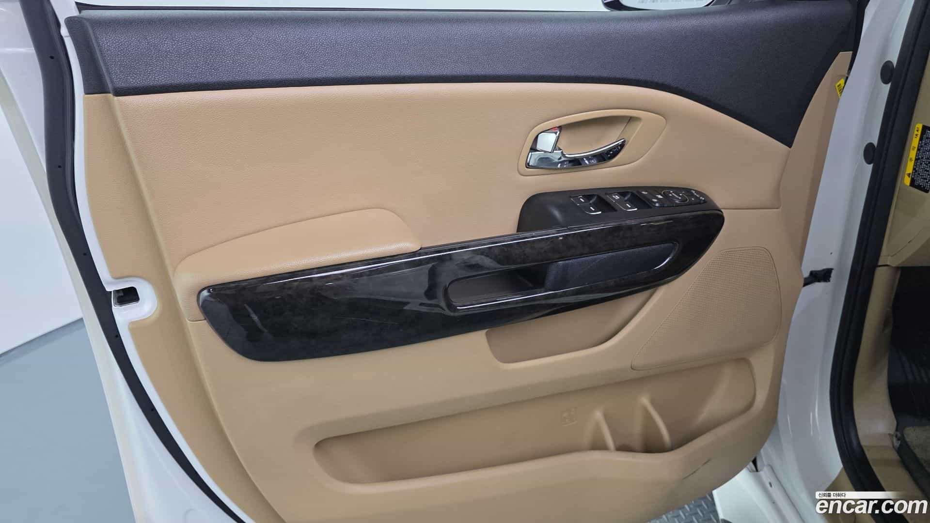 Canival Kia 2019.0-INNER-034
