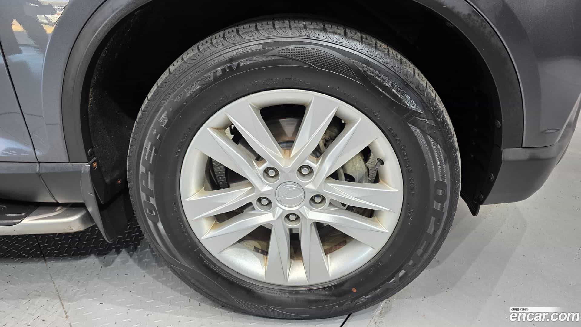 Rexton KG Mobility 2018.9-OUTER-005