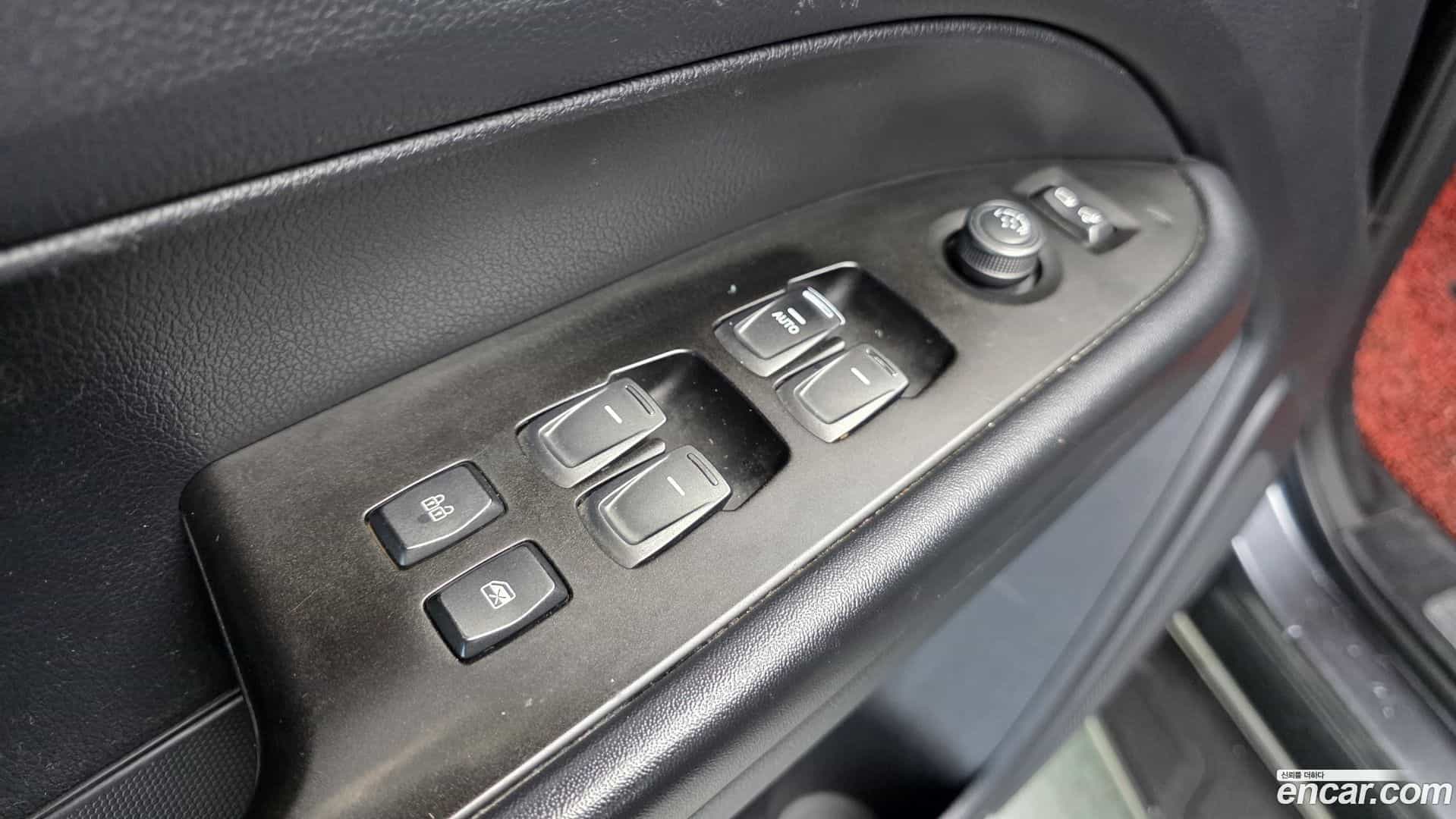 Rexton KG Mobility 2018.9-OPTION-016