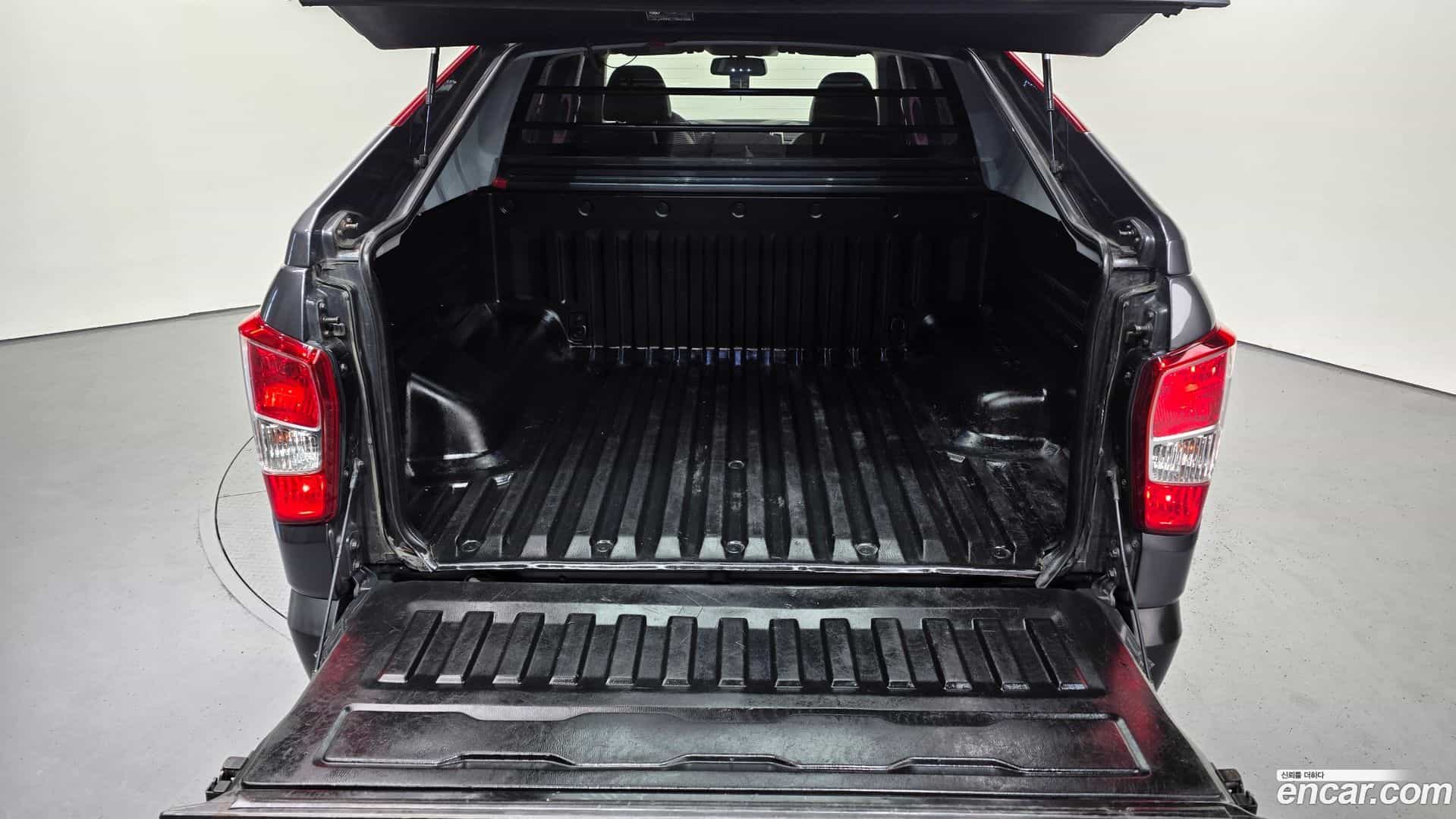 Rexton KG Mobility 2018.9-OPTION-024