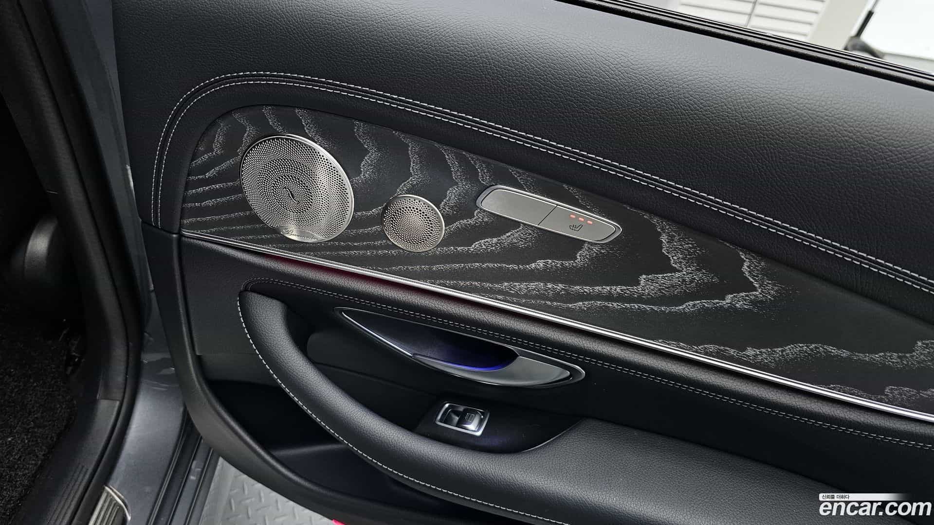 E-Class Mercedes-Benz 2023.3-OPTION-041