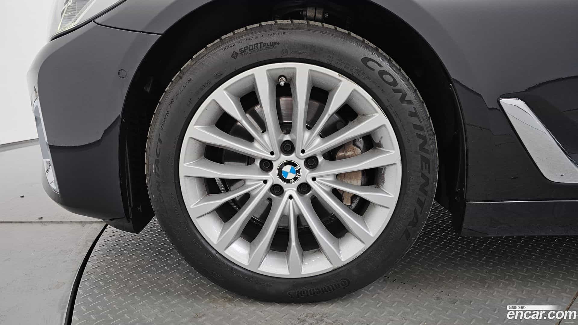 5-Series BMW 2022.0-OUTER-005