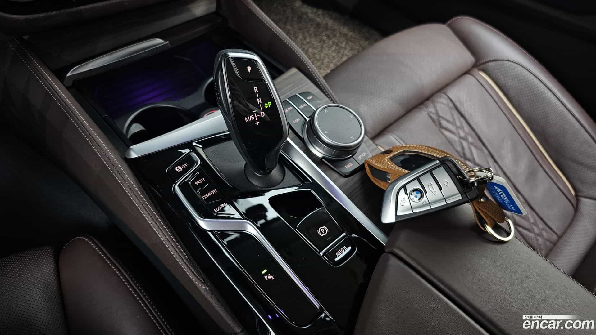5-Series BMW 2022.0-INNER-009