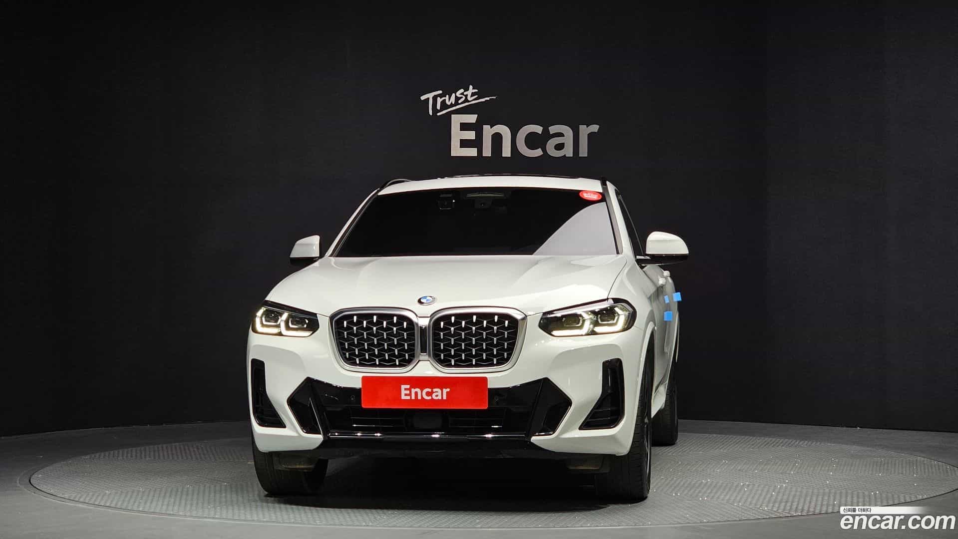 X4 BMW 2021.11-OUTER-003