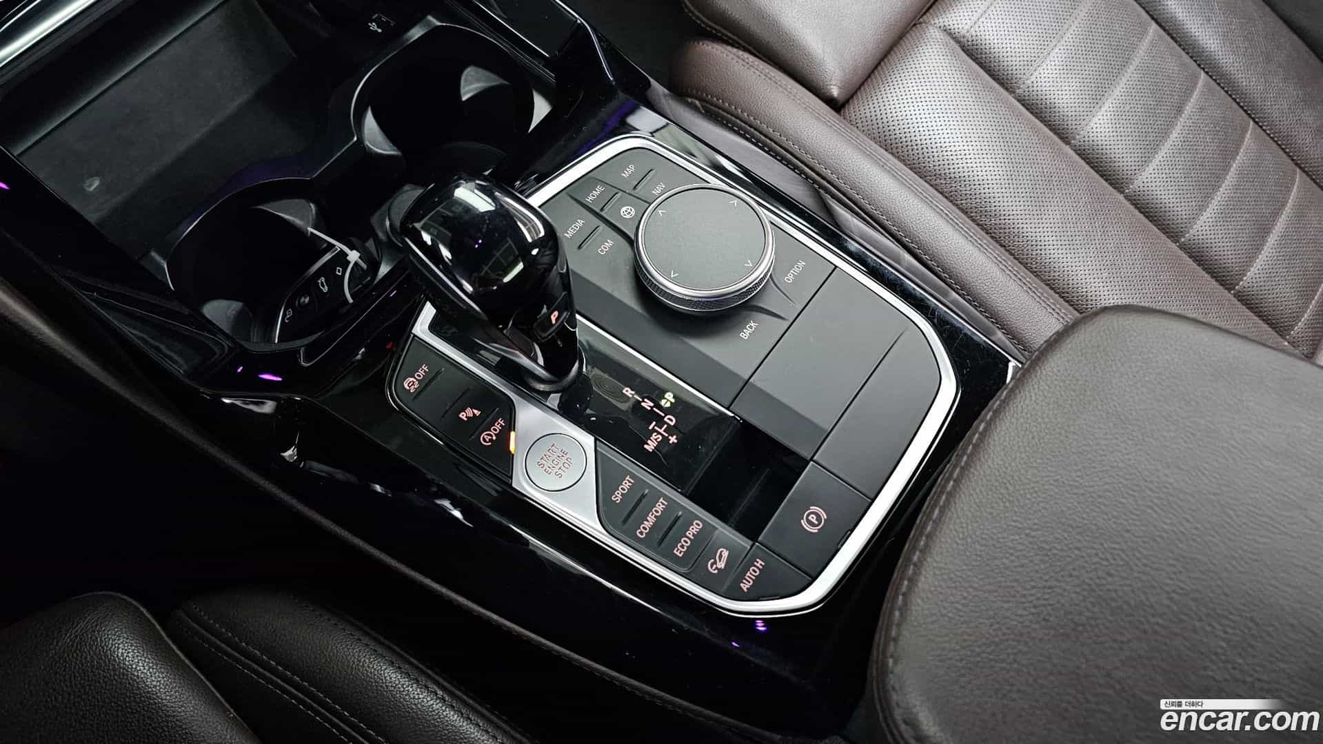 X4 BMW 2021.11-INNER-009
