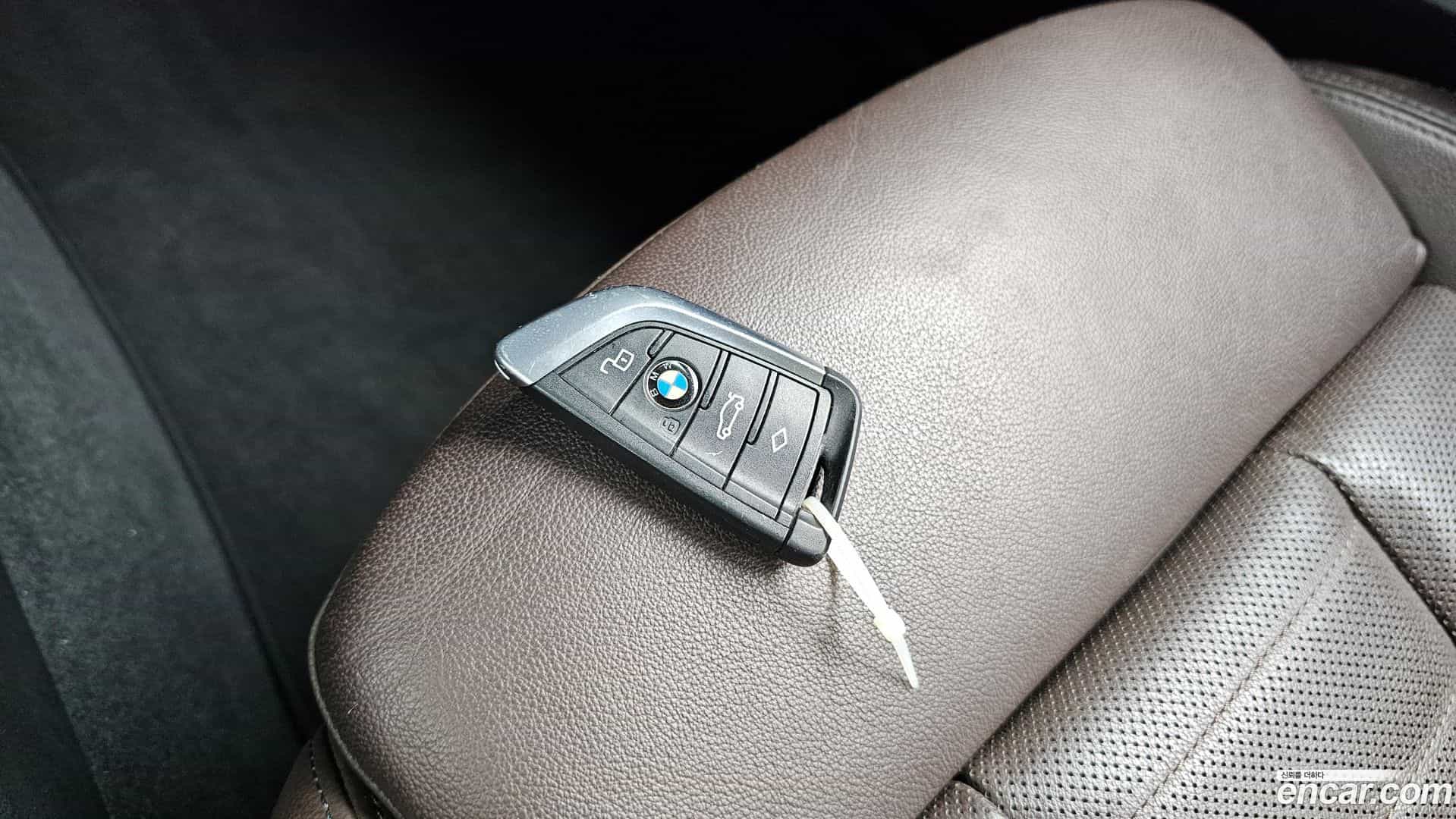 X4 BMW 2021.11-INNER-036