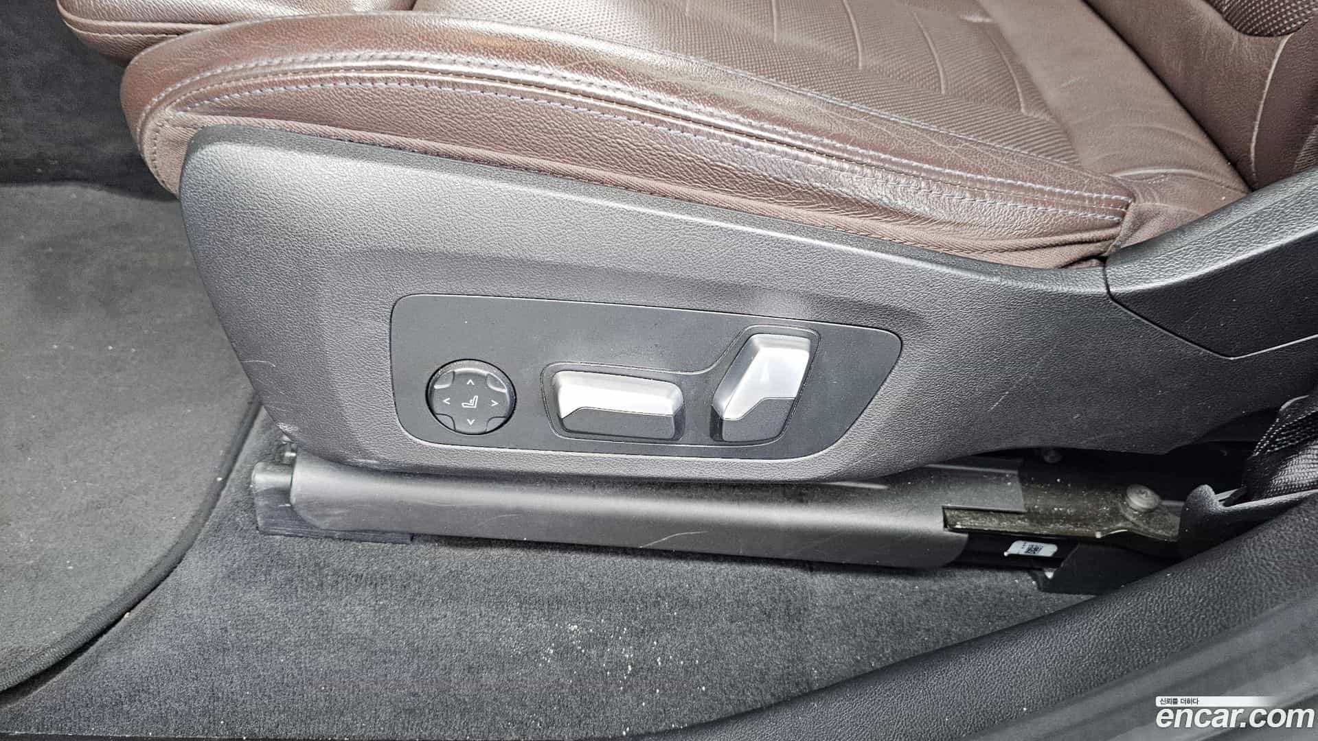 X4 BMW 2021.11-OPTION-044