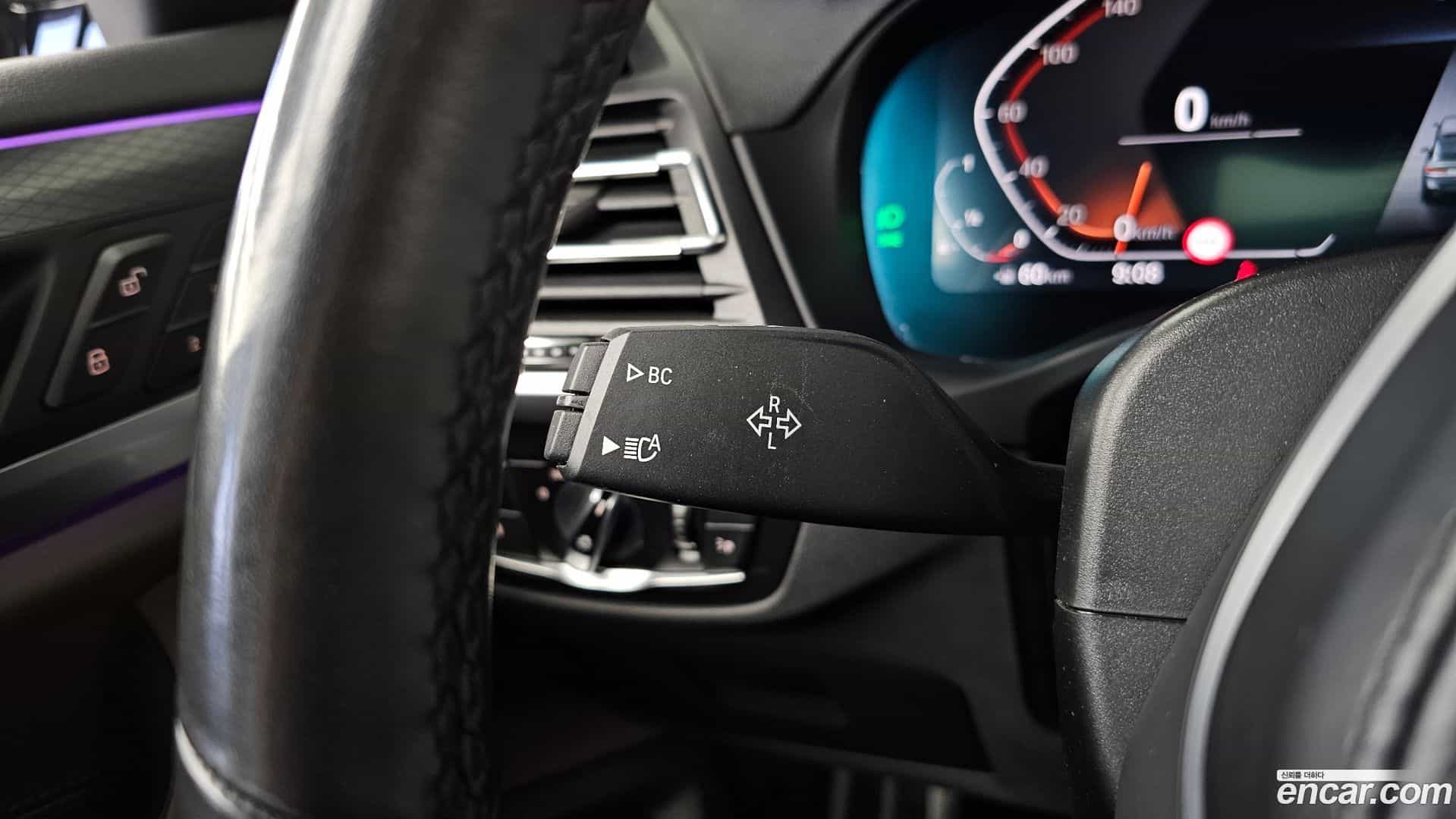 X4 BMW 2021.11-OPTION-046