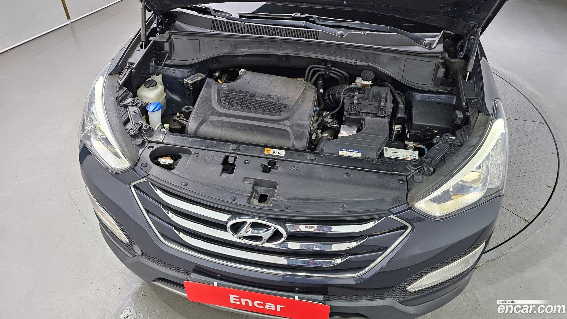 Main__Slider__Photo:Santafe Hyundai 2015.5-5
