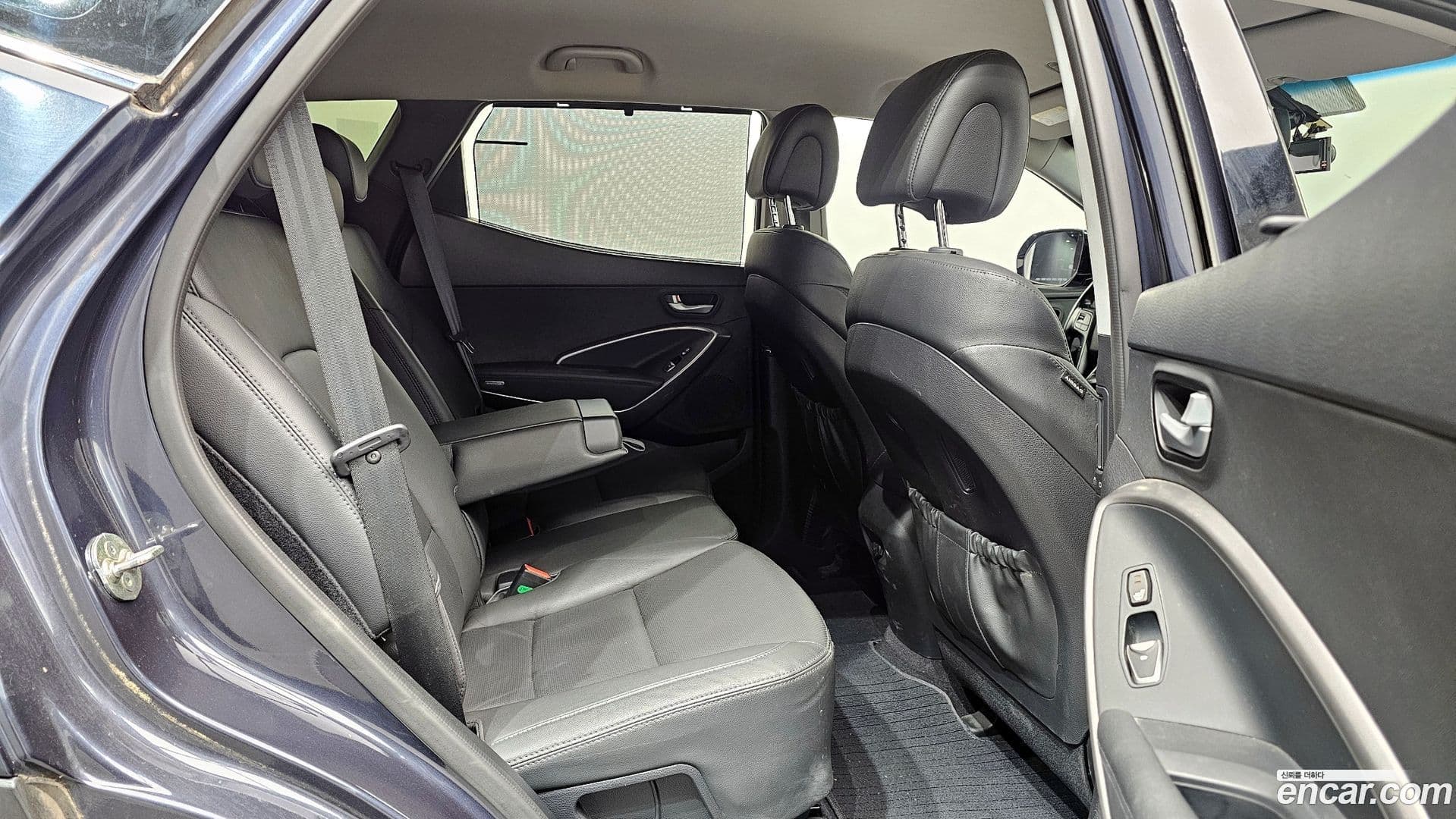 Main__Slider__Photo:Santafe Hyundai 2015.5-10