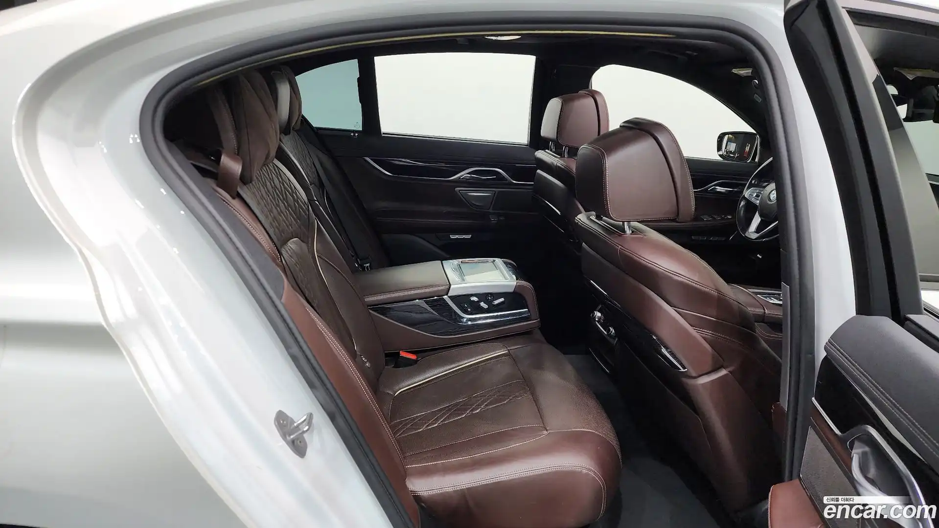 7-Series BMW 2016.7-OPTION-015