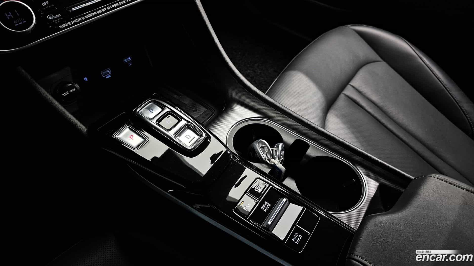 Sonata Hyundai 2020.2-INNER-009
