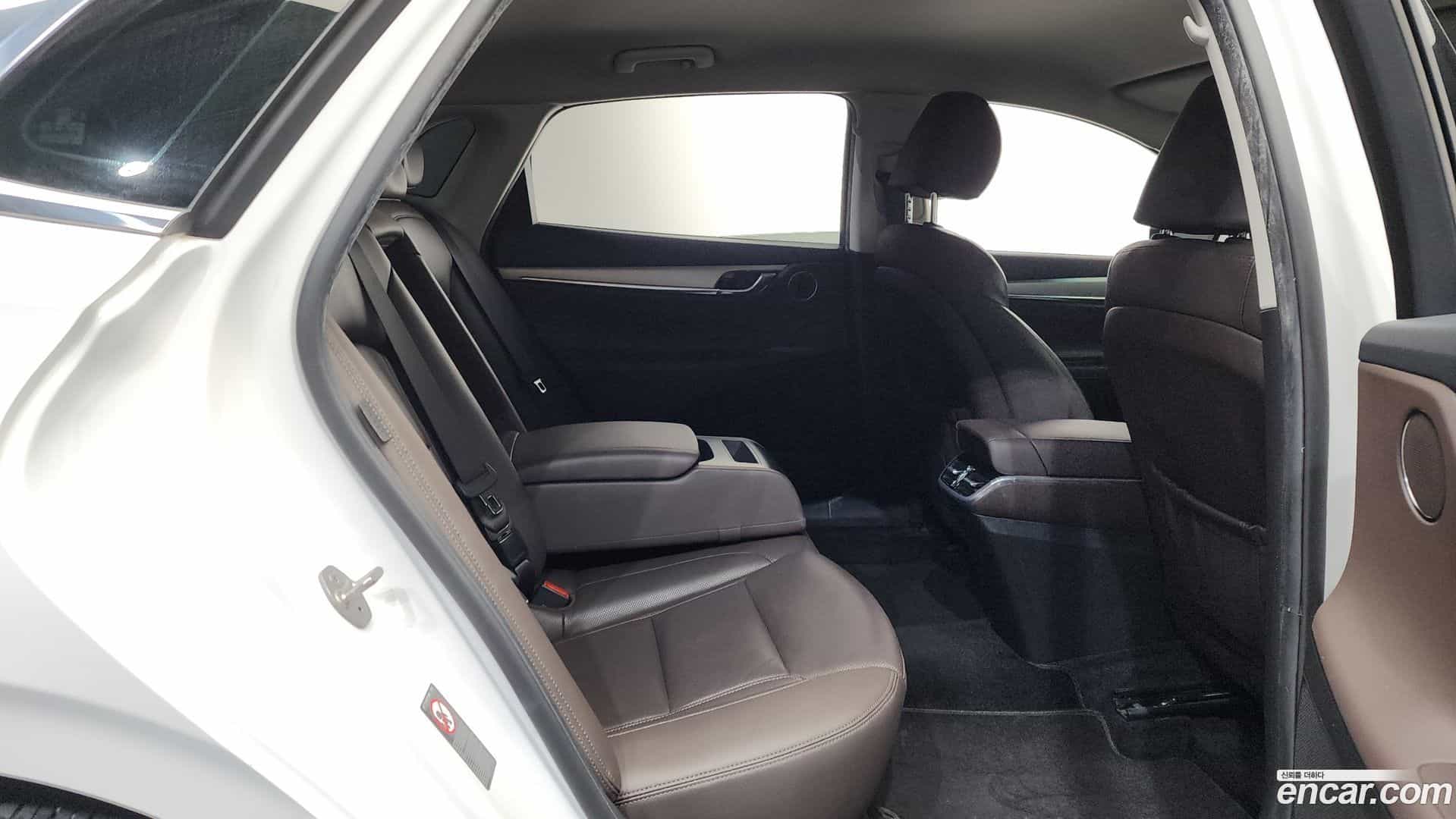 Grandeur Hyundai 2022.6-OPTION-015