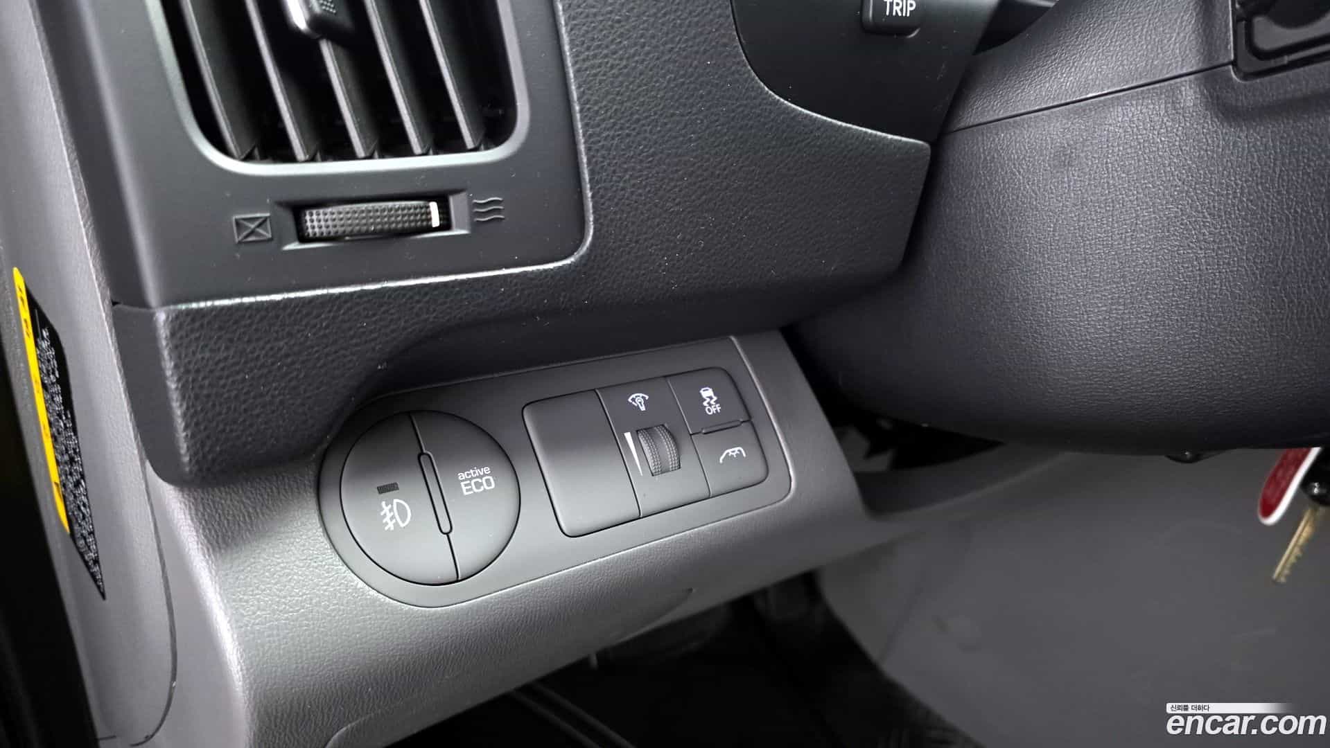 Starex Hyundai 2019.8-OPTION-024