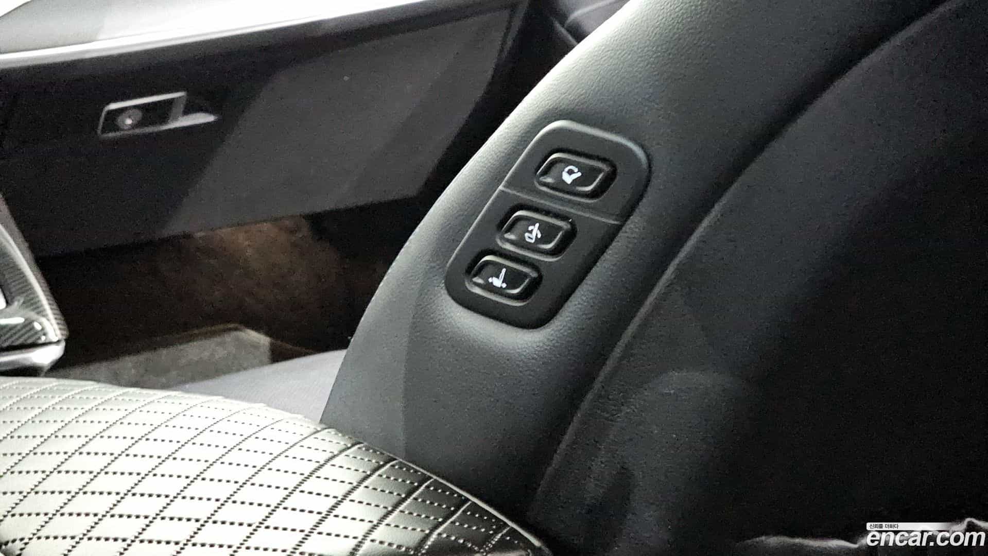 Grandeur Hyundai 2021.4-OPTION-043