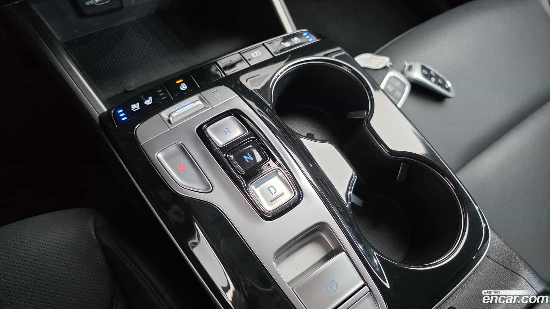 Tucson Hyundai 2021.1-INNER-009