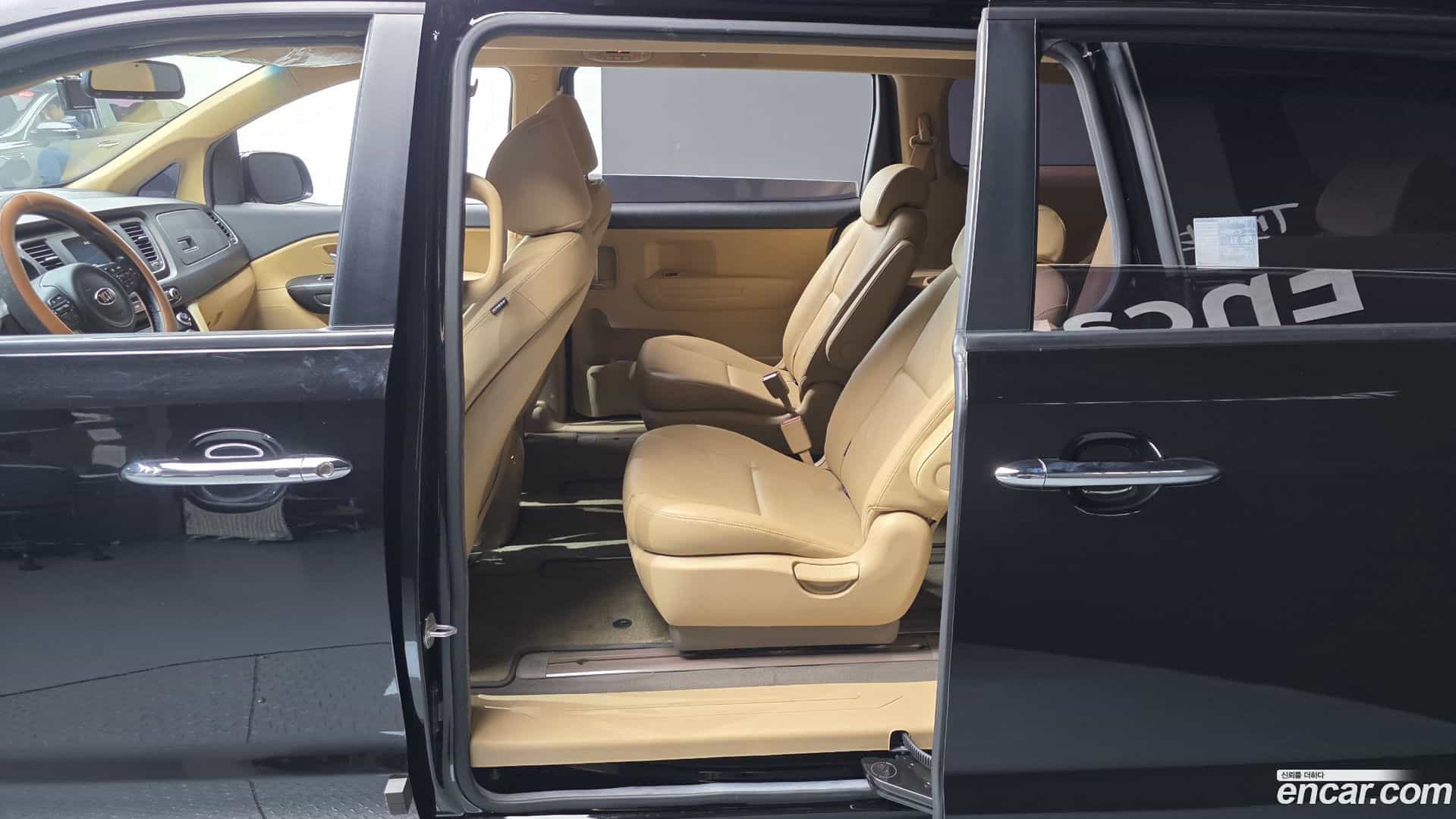 Canival Kia 2017.10-OPTION-015