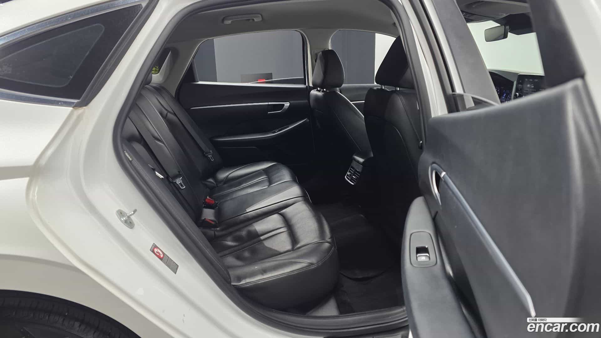 Sonata Hyundai 2020.1-OPTION-015