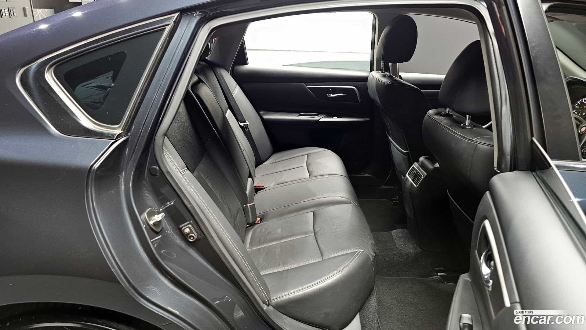 Altima Nissan 2017.10-OPTION-015