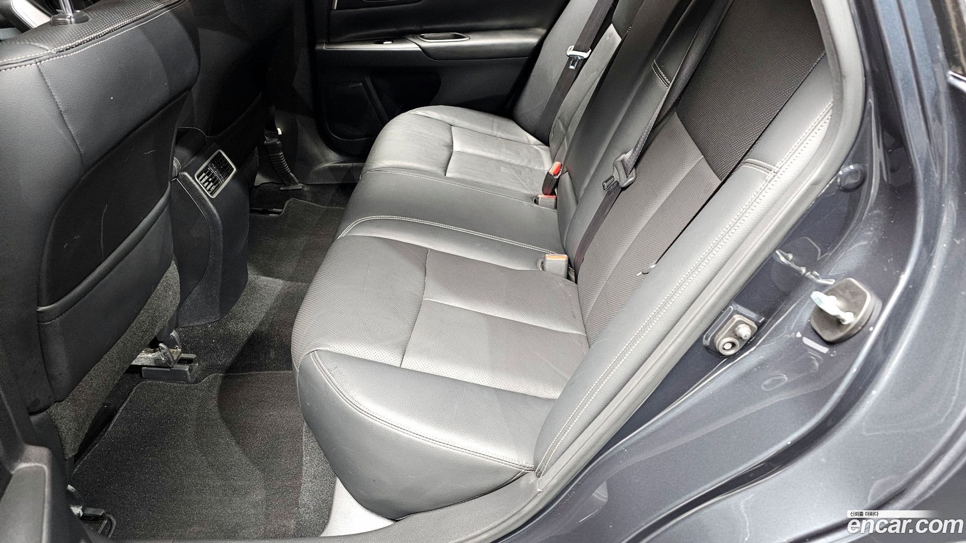 Main__Slider__Photo:Altima Nissan 2017.10-25