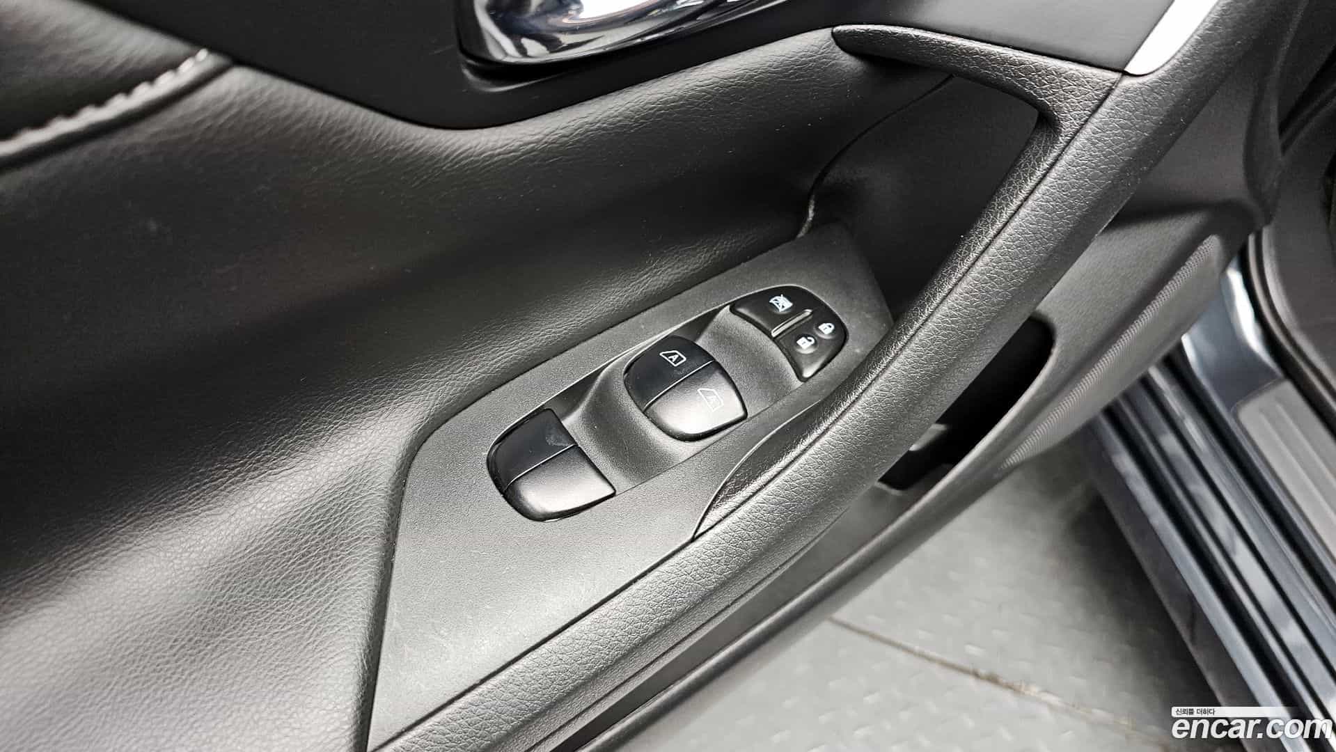 Altima Nissan 2017.10-OPTION-041