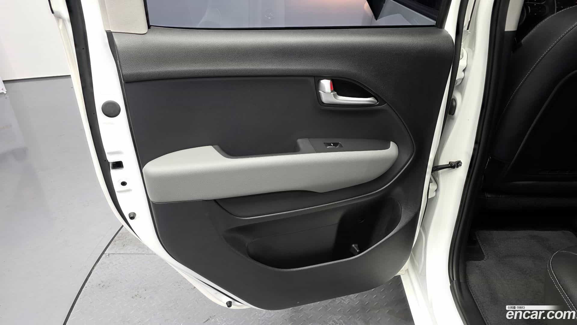 RAY Kia 2024.11-INNER-035