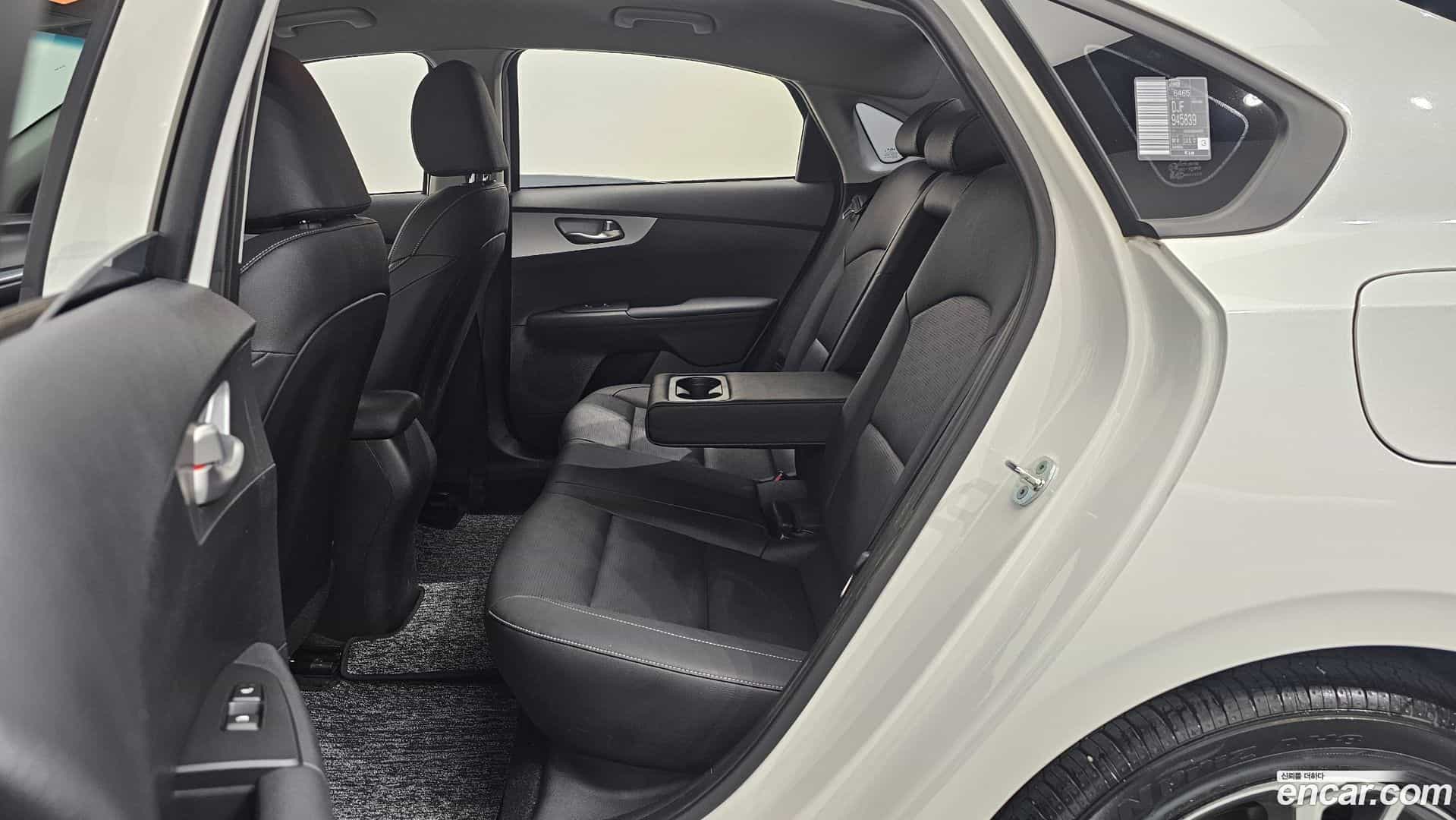 K3 Kia 2022.3-OPTION-015