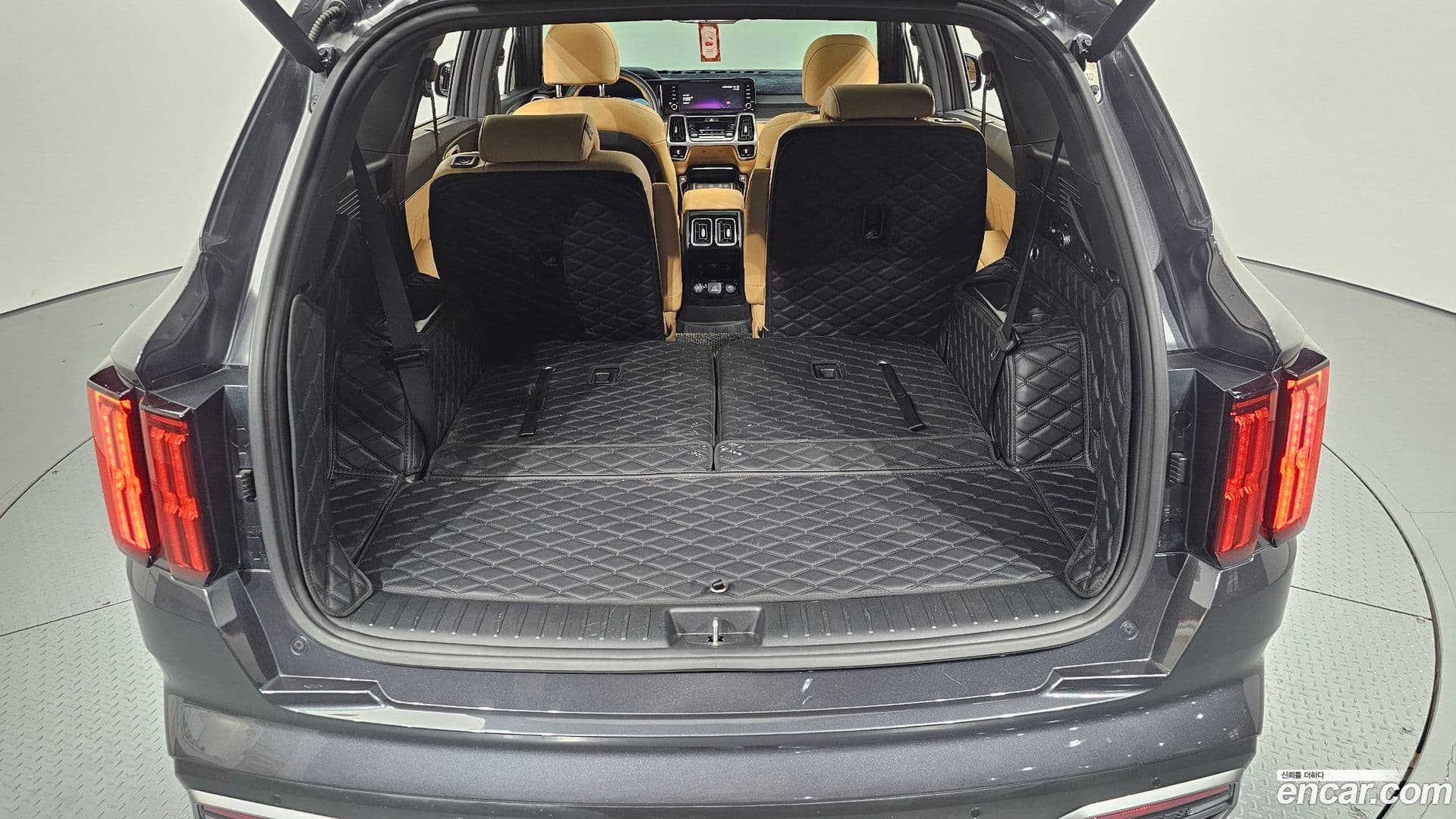 Main__Slider__Photo:Sorento Kia 2022.11-26