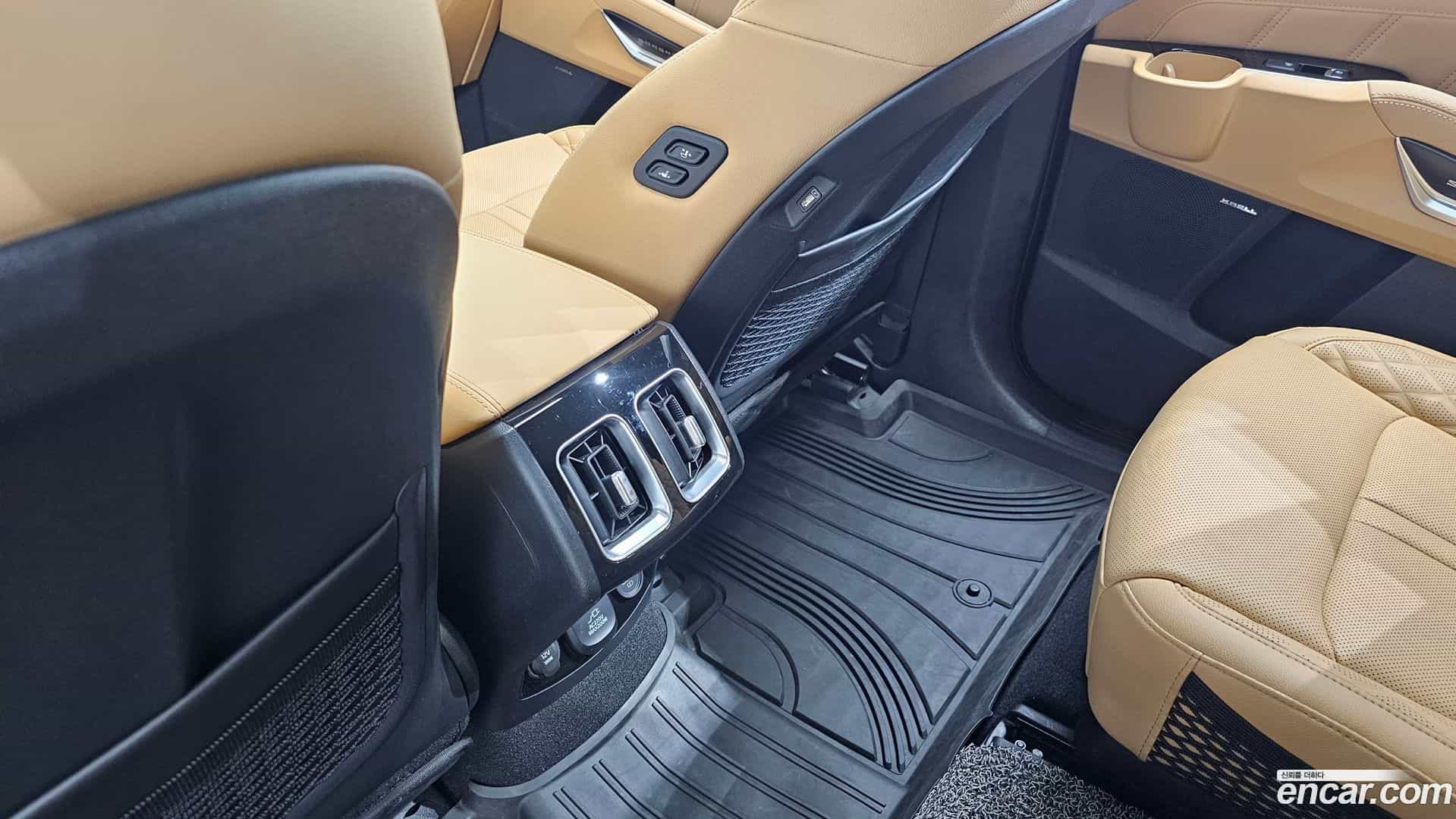 Sorento Kia 2022.11-OPTION-048