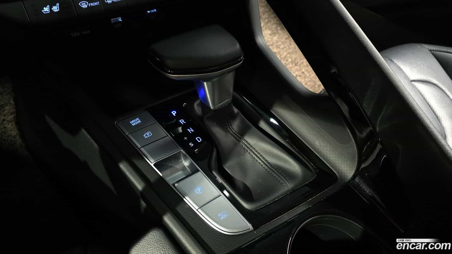 AVANTE Hyundai 2020.10-INNER-009