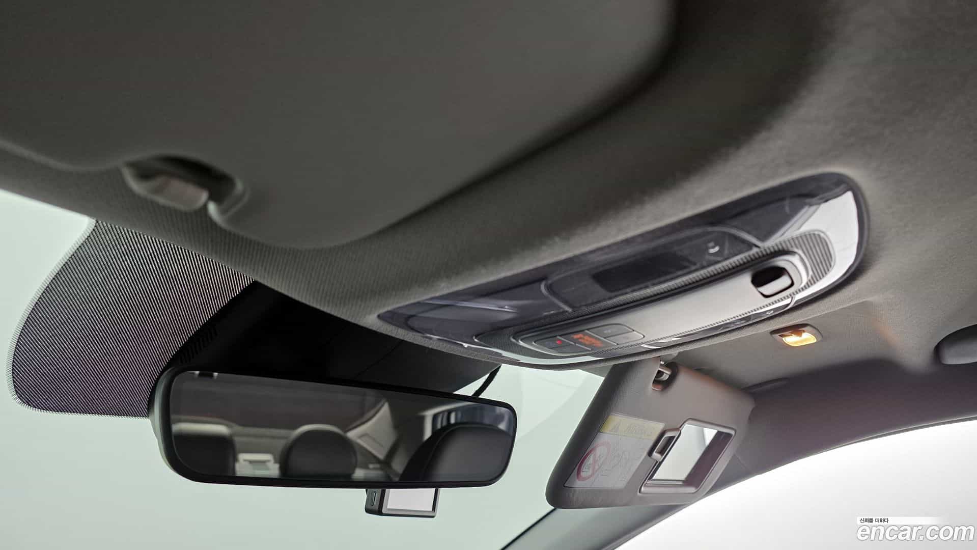 AVANTE Hyundai 2020.10-OPTION-023