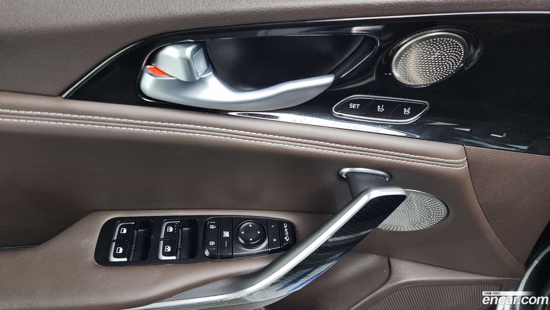 Stinger Kia 2017.11-OPTION-049