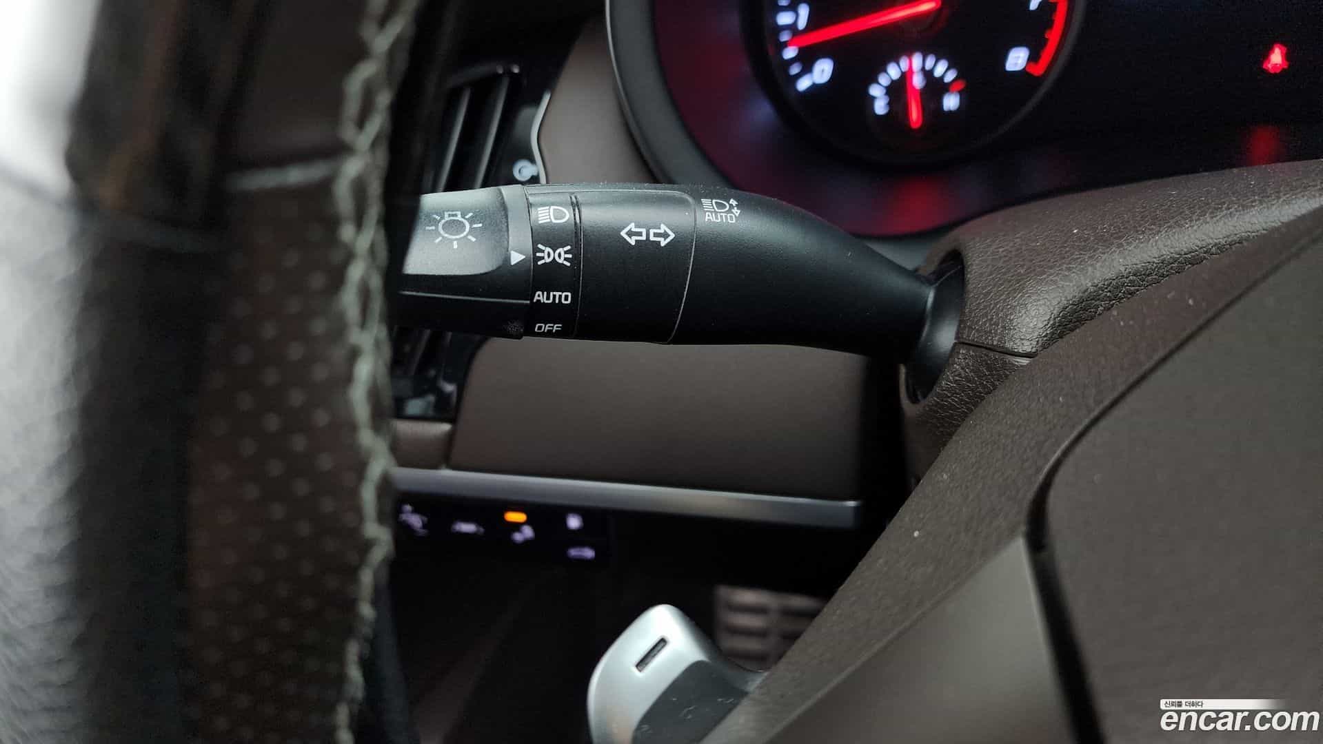 Stinger Kia 2017.11-OPTION-050