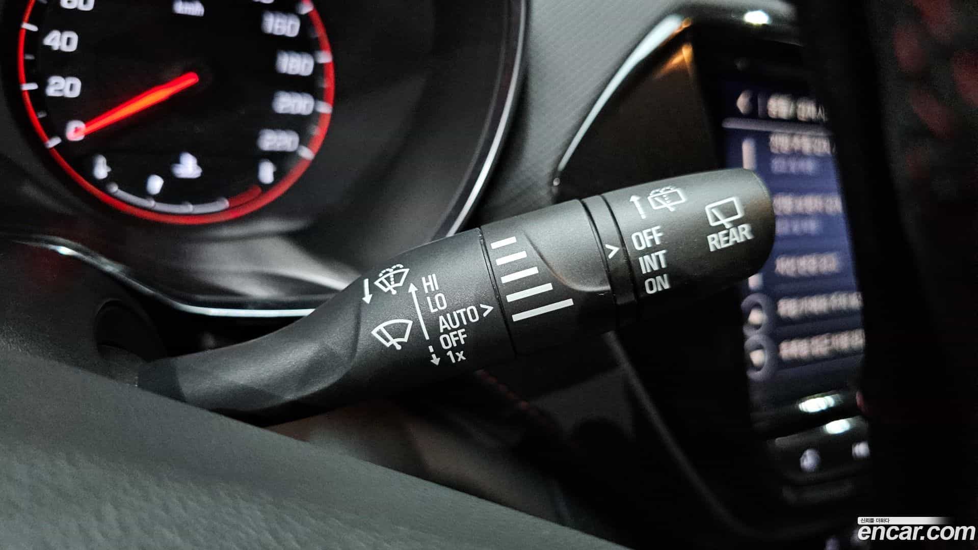 Trailblazer Chevrolet 2021.3-OPTION-022