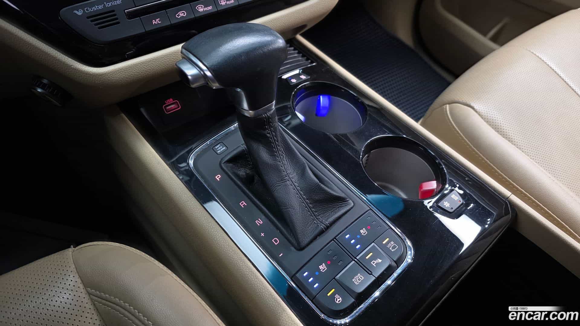 Canival Kia 2016.10-INNER-009