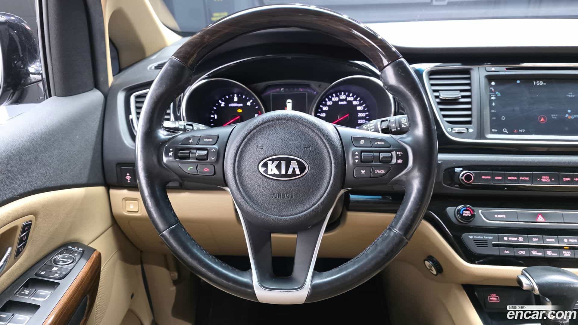 Canival Kia 2016.10-OPTION-017