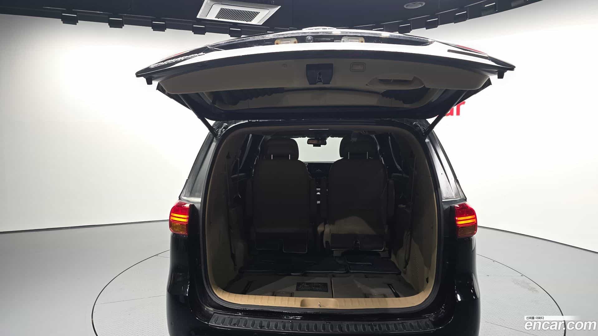 Canival Kia 2016.10-OPTION-024