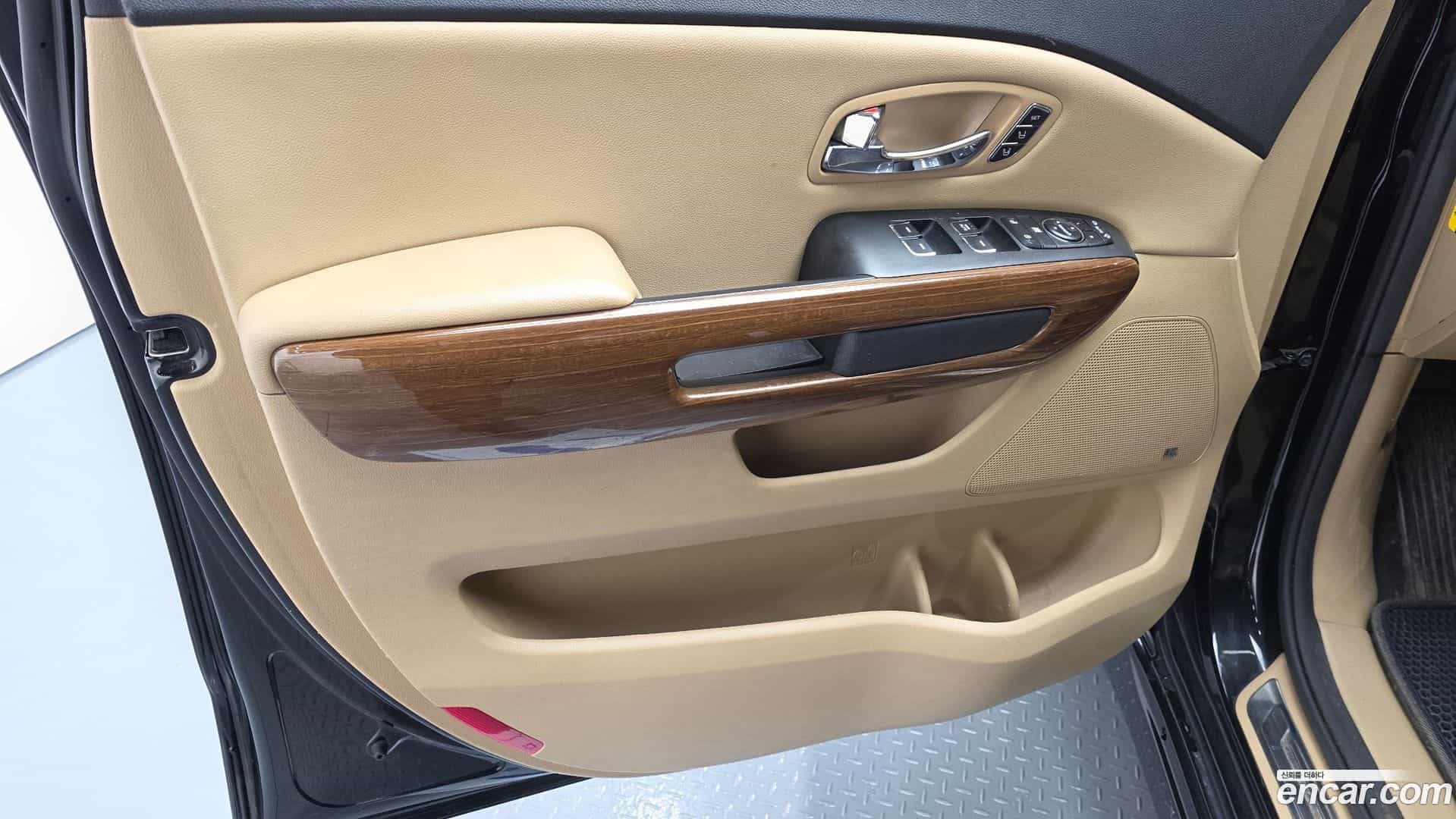 Canival Kia 2016.10-INNER-034