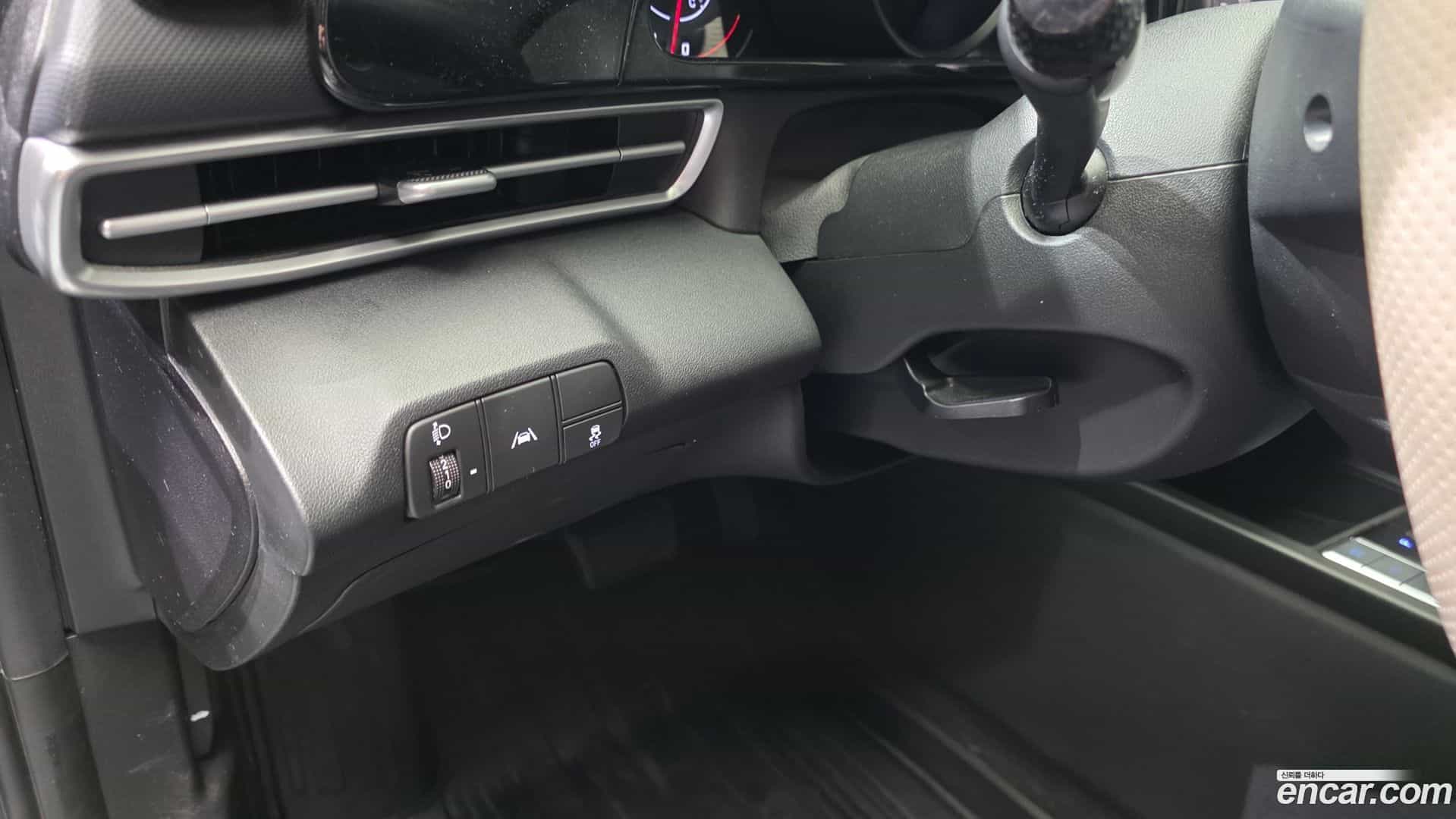 AVANTE Hyundai 2022.3-OPTION-019