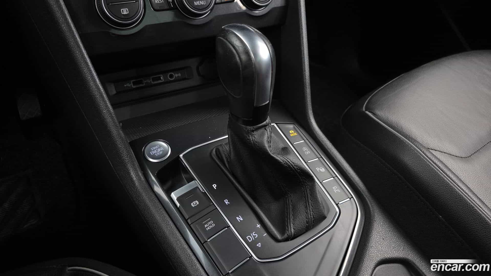 Tiguan Volkswagen 2020.11-INNER-009