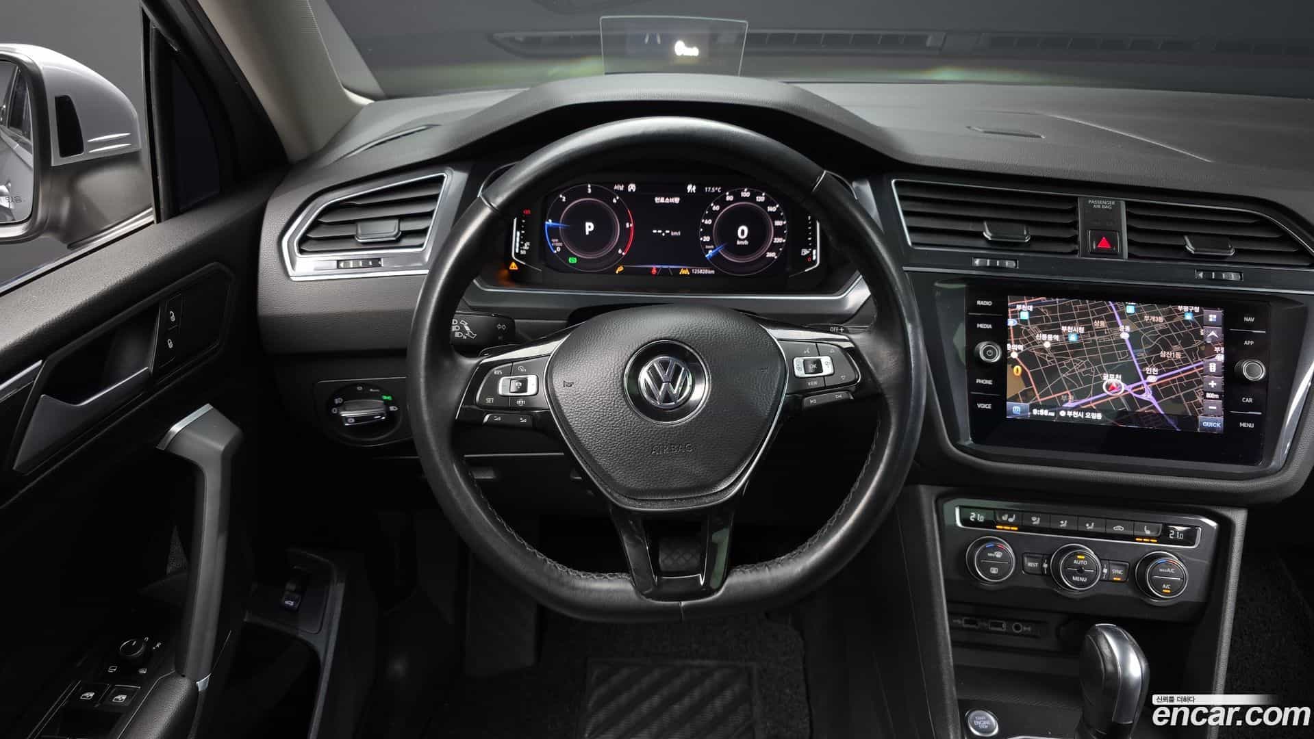 Tiguan Volkswagen 2020.11-OPTION-017
