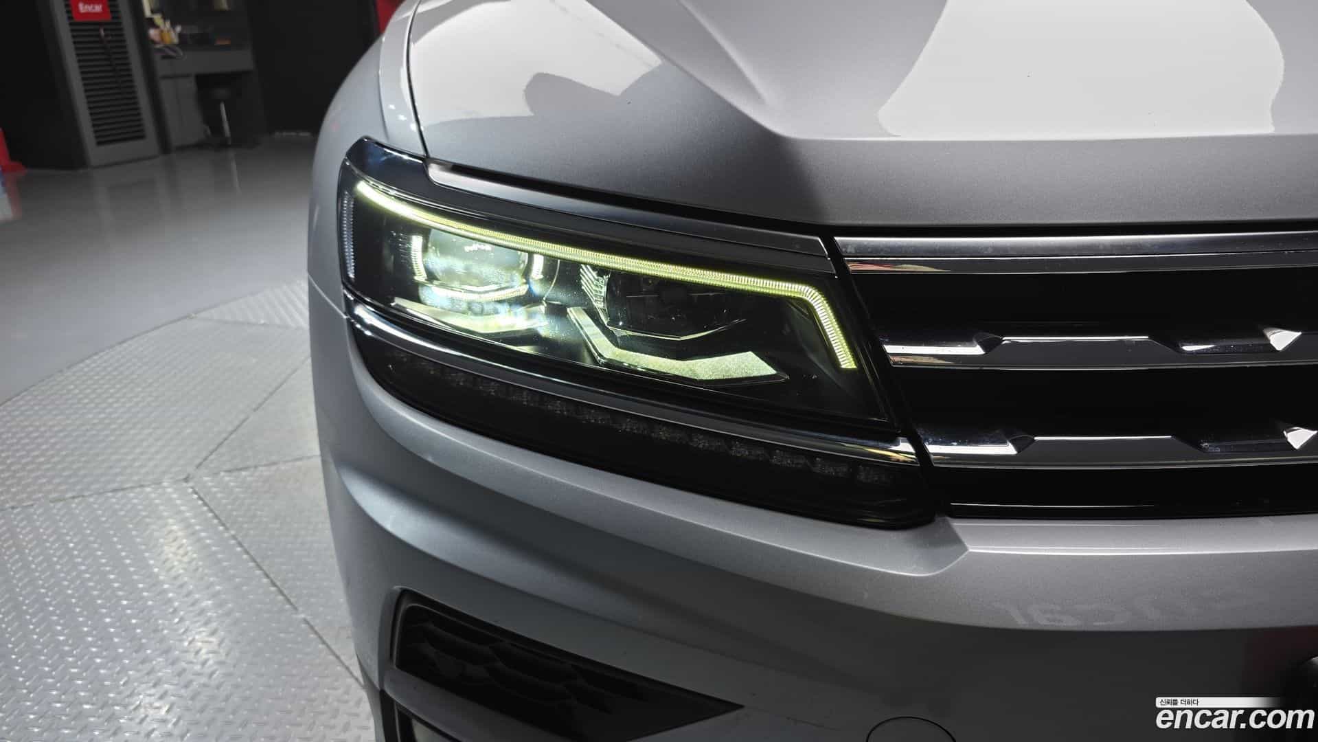 Tiguan Volkswagen 2020.11-OUTER-032