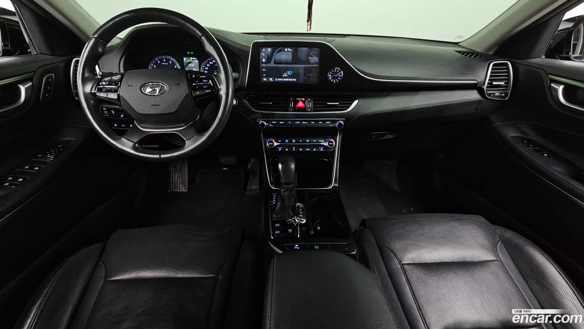 Grandeur Hyundai 2017.10-INNER-007
