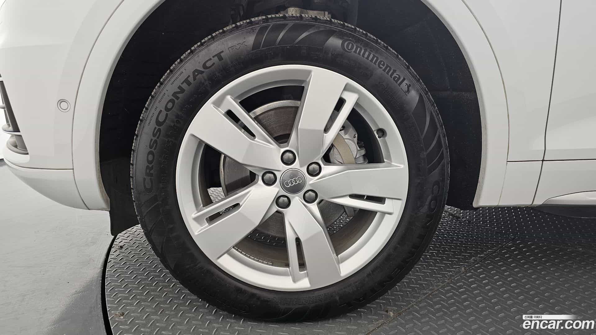 Q5 Audi 2020.9-OUTER-005