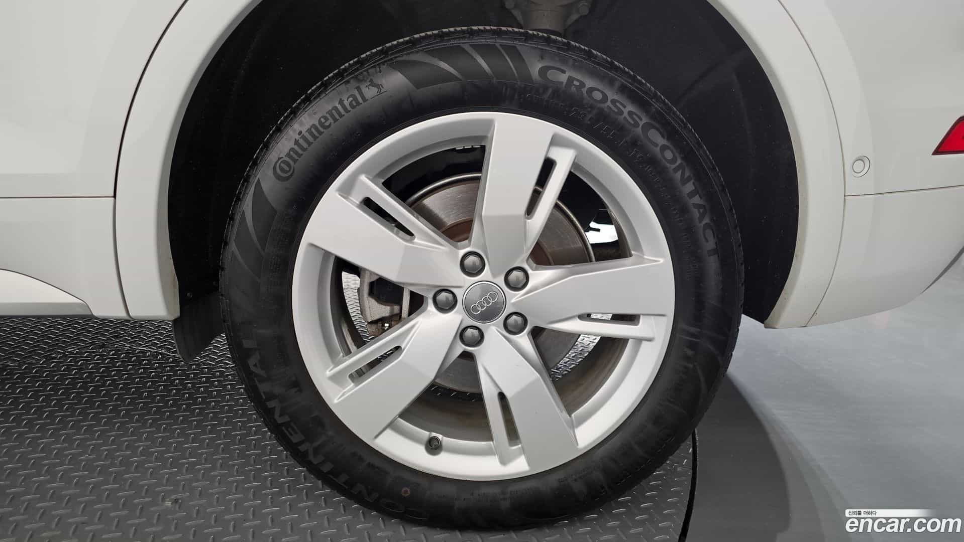 Q5 Audi 2020.9-OUTER-031