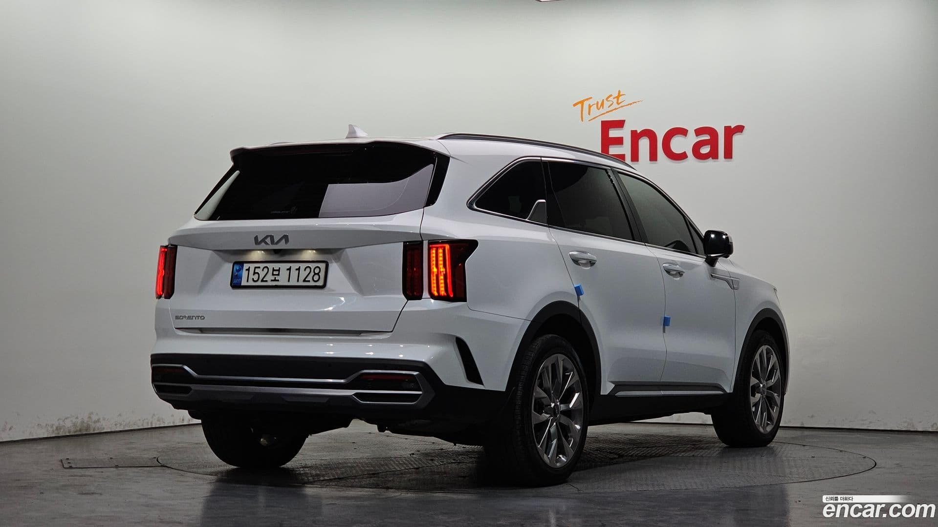 Main__Slider__Photo:Sorento Kia 2023.0-1
